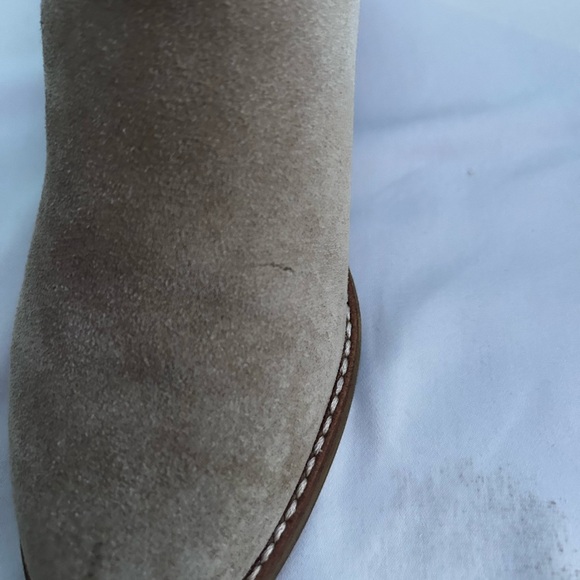 Lucky Brand Suede Tan Ankle Boot Sz 6 1/2 - Picture 5 of 9
